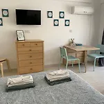 Ev Zin:cozy, Newly Rennovated, Studio, Swimming Pool B102 * Пафос