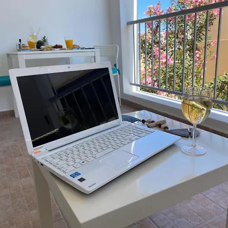 Apartman Ev Zin:cozy, Newly Rennovated, Studio, Swimming Pool B102 Paphos