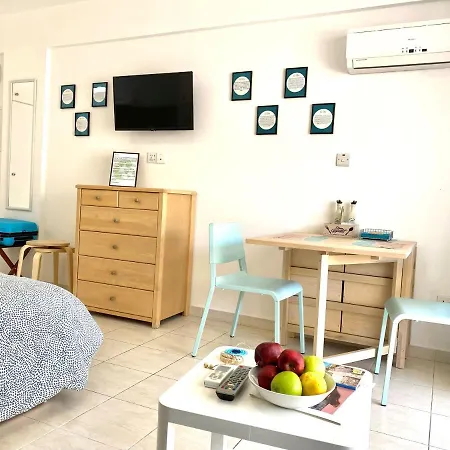 Ev Zin:cozy, Newly Rennovated, Studio, Swimming Pool B102 Apartmán